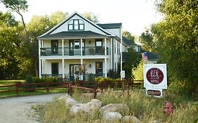 Elk Mountain Hotel